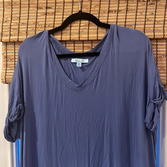 Blue dress - Picture 2 of 3